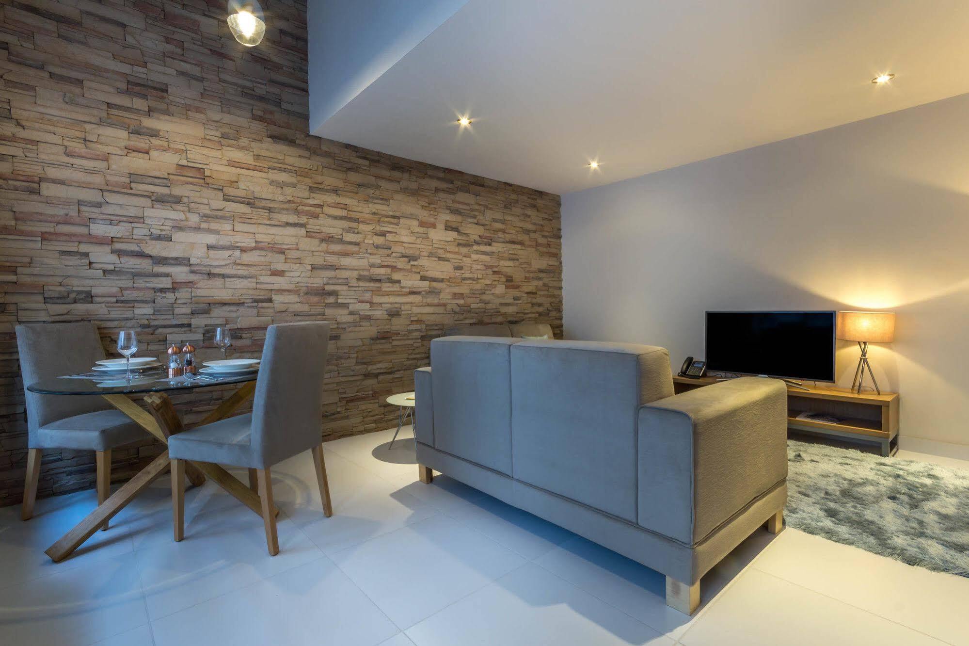 Mansio Suites Basinghall Leeds  Exterior photo