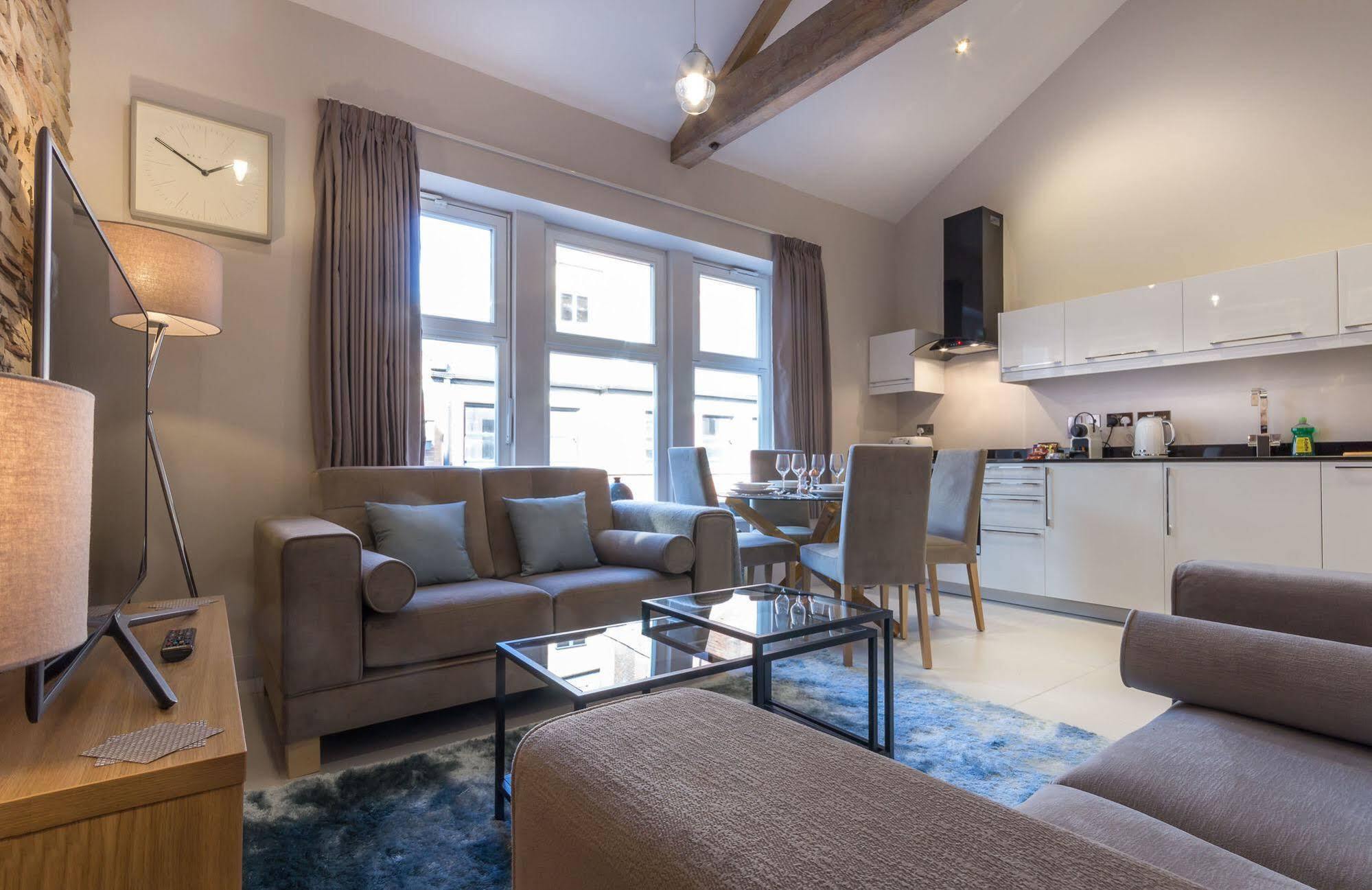 Mansio Suites Basinghall Leeds  Exterior photo