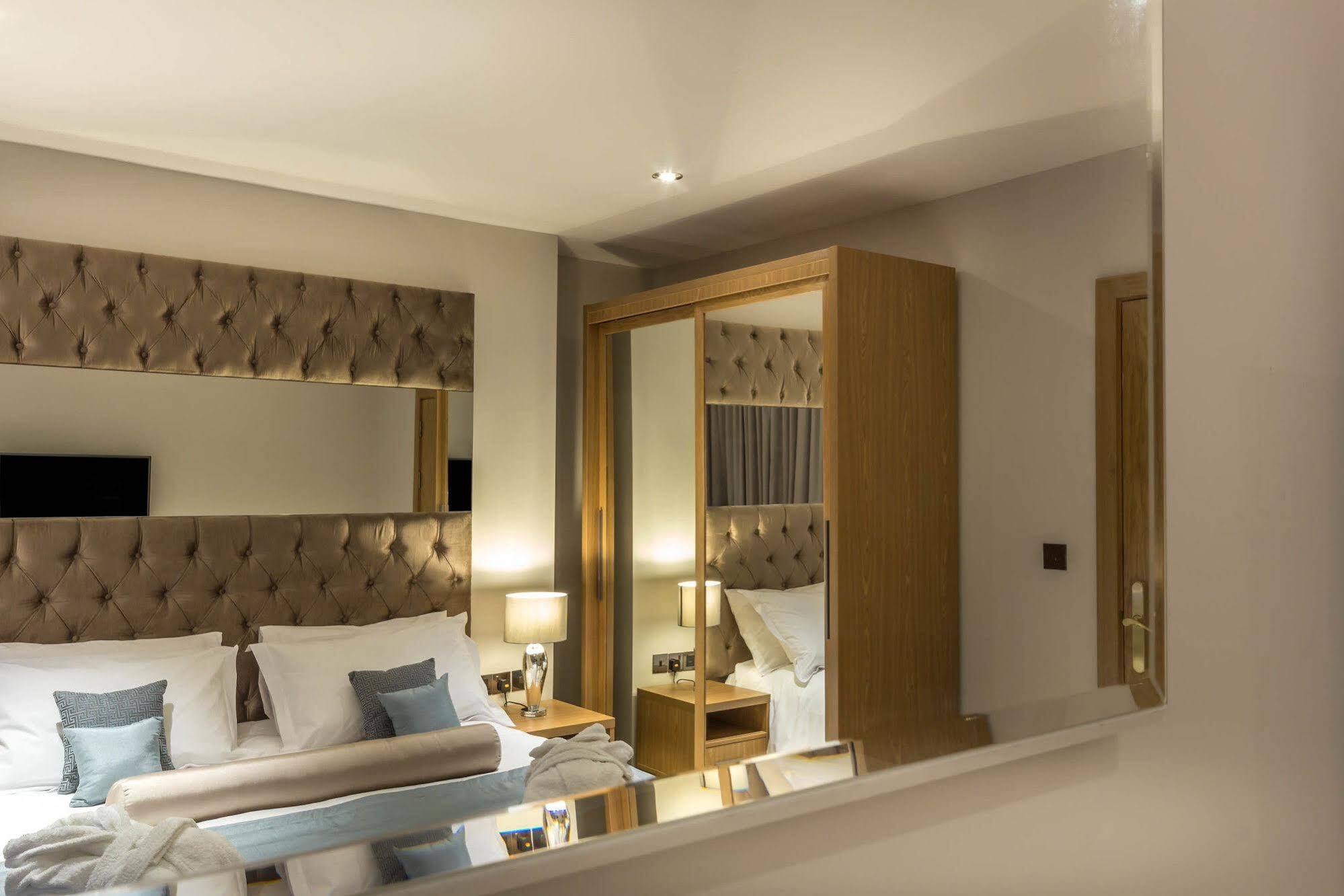 Mansio Suites Basinghall Leeds  Exterior photo