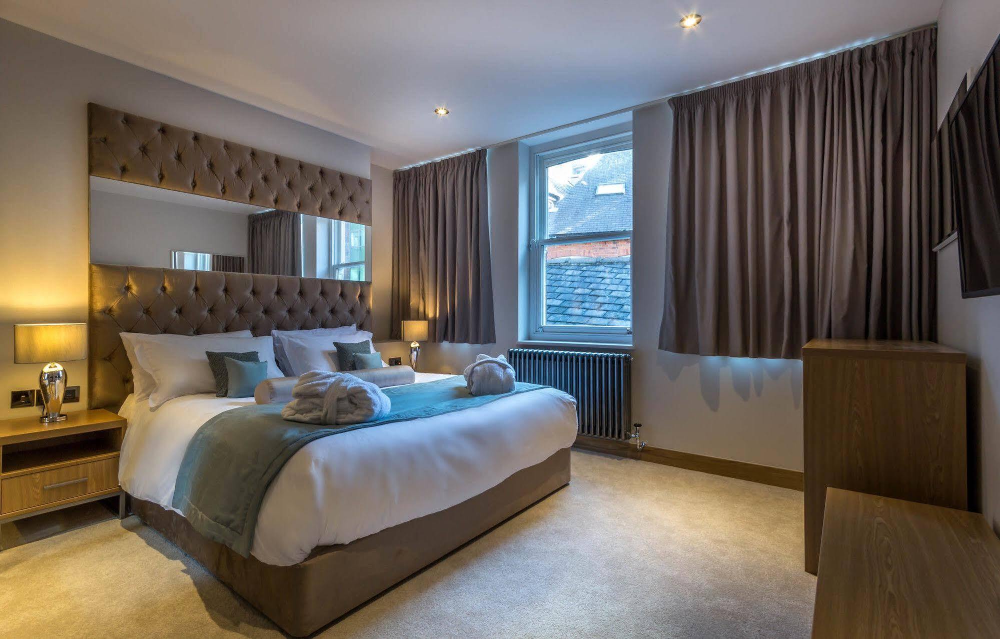 Mansio Suites Basinghall Leeds  Exterior photo